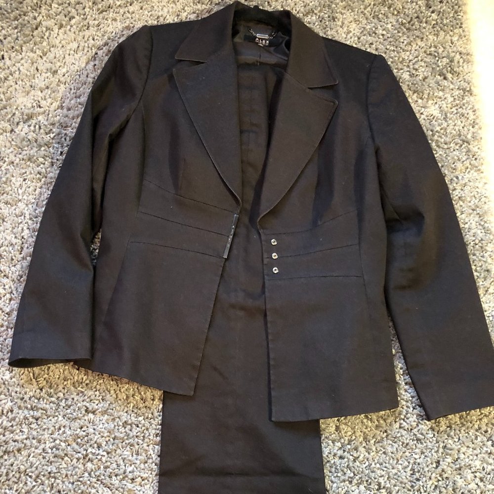 Alex Marie Suit